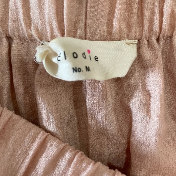 Elodie Billow Sleeve Off Shoulder Top - Picture 6 of 8